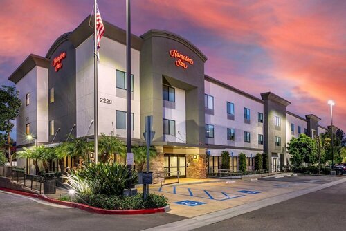 Гостиница Hampton Inn Carlsbad-North San Diego County в Карлсбаде