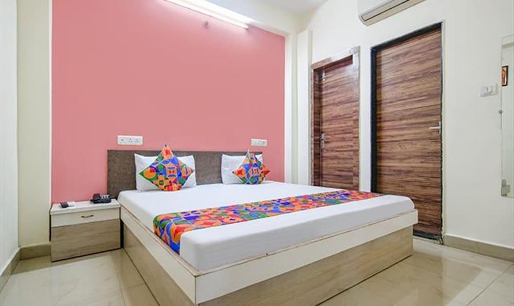 Фото Fabexpress Shree Shivay