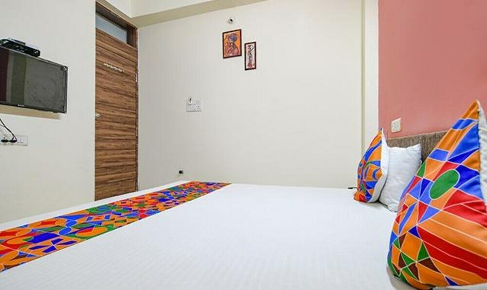 Фото Fabexpress Shree Shivay