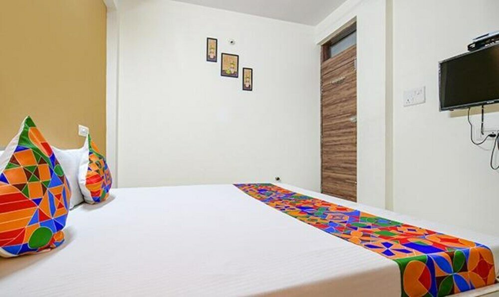 Фото Fabexpress Shree Shivay