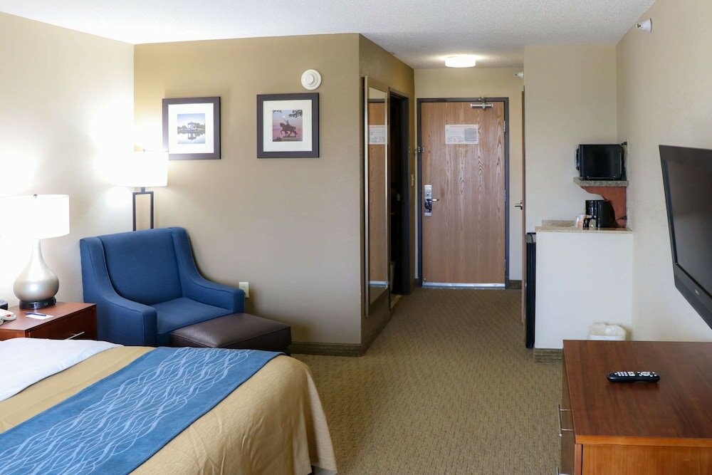 Фото Comfort Inn & Suites Sikeston I-55
