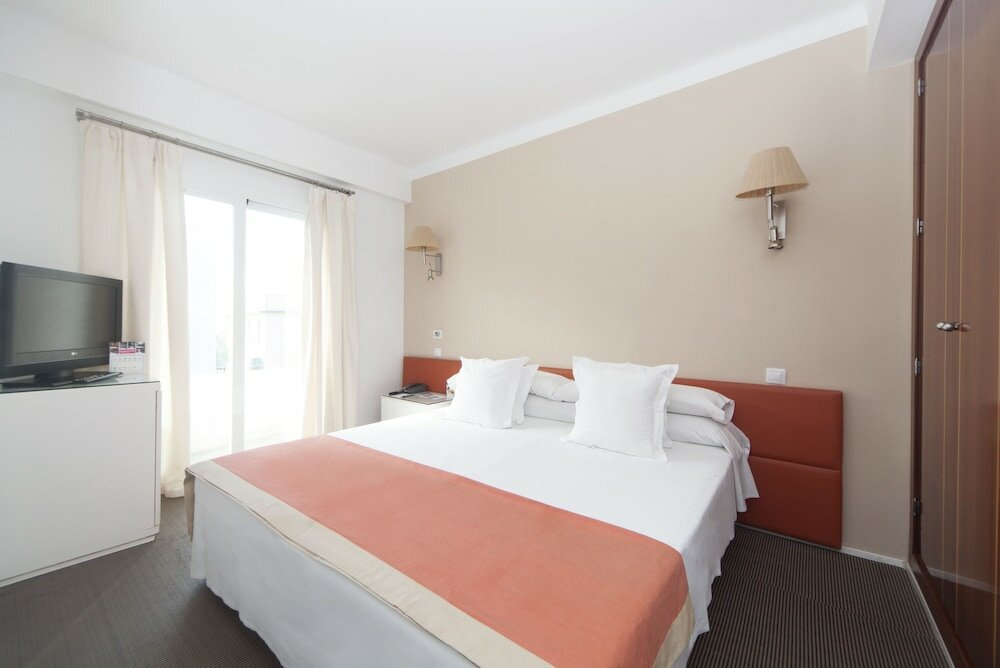 Фото Hotel Portofino Mallorca