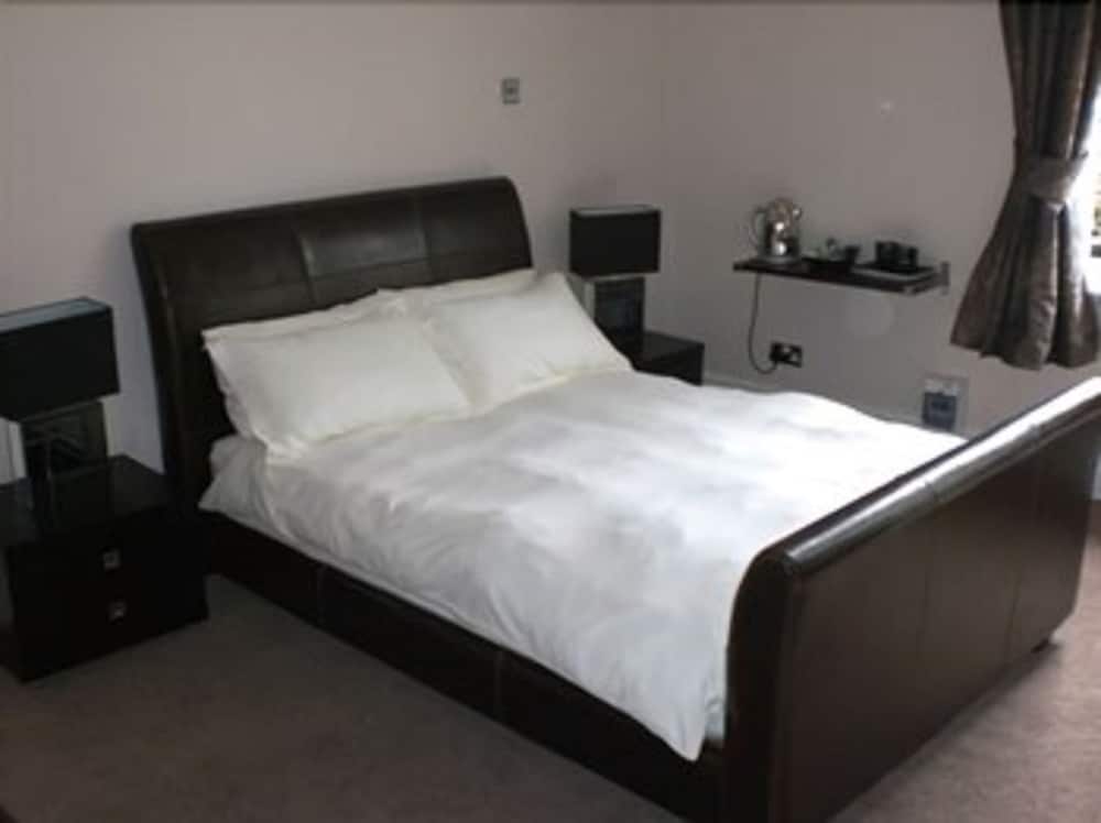 Фото Amblehurst Hotel