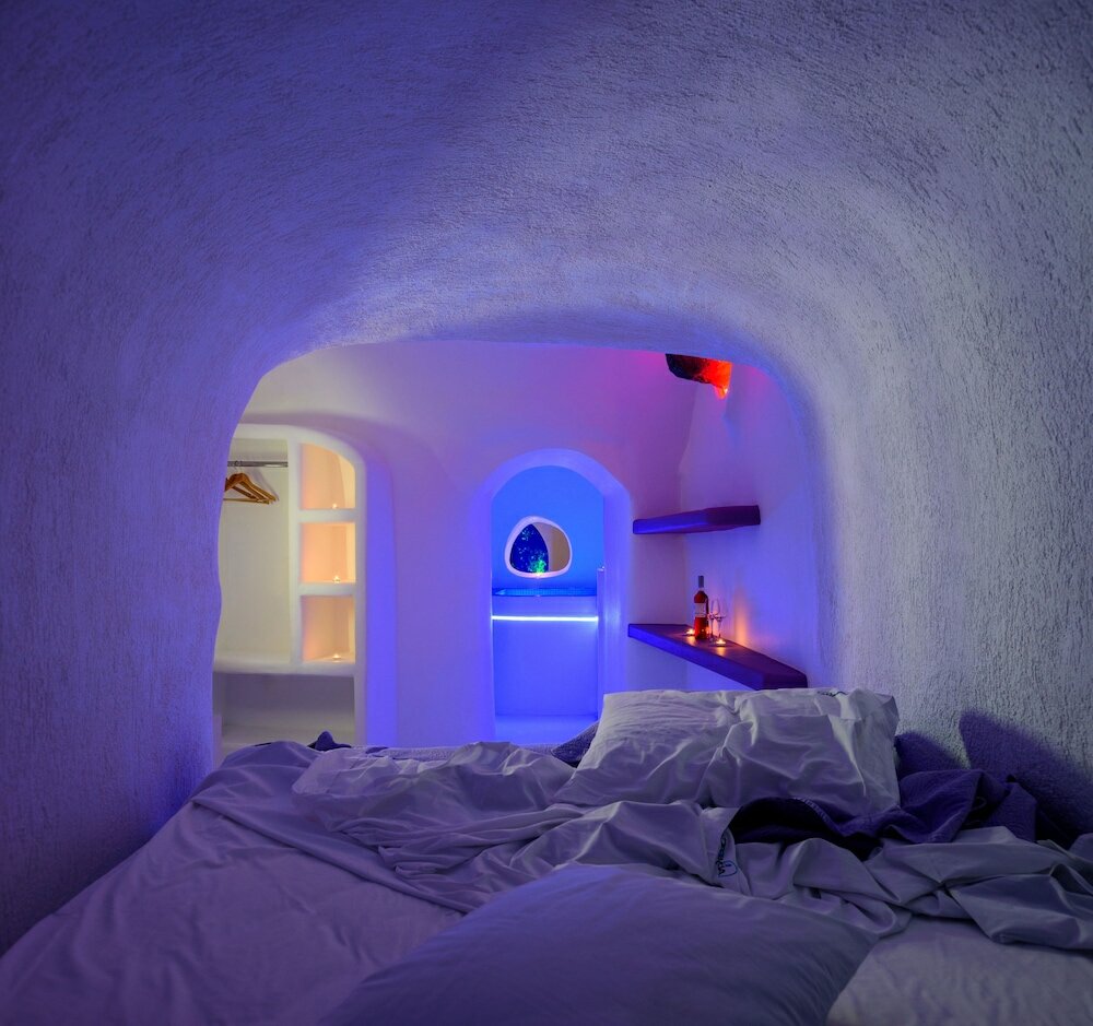 Фото Abyssanto Suites & SPA