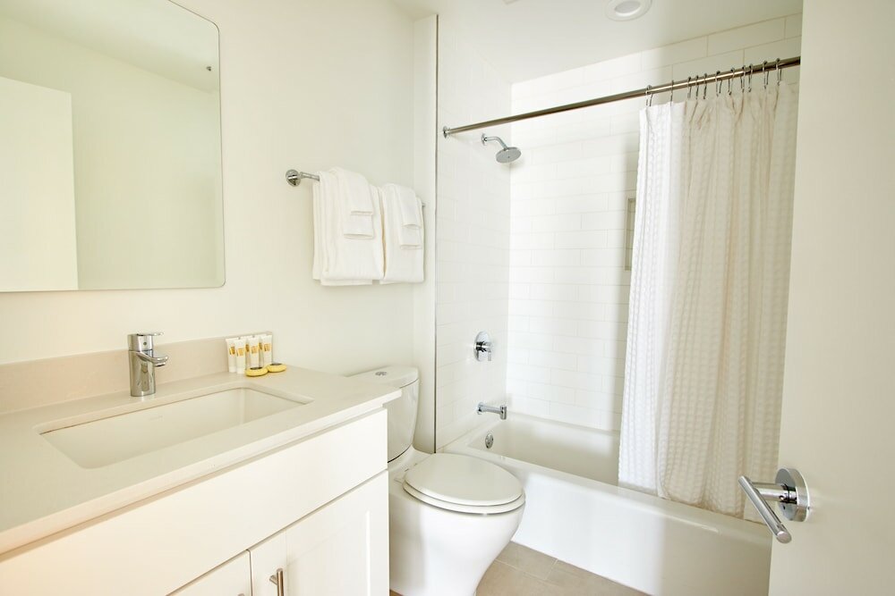 Фото Sonder Baltimore Place