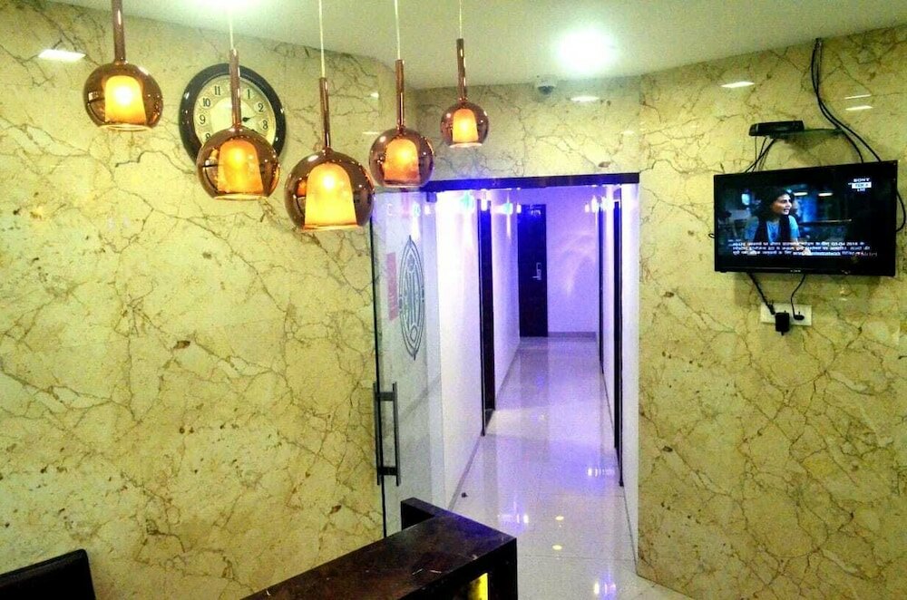 Фото Отель The Best Hotel Mumbai