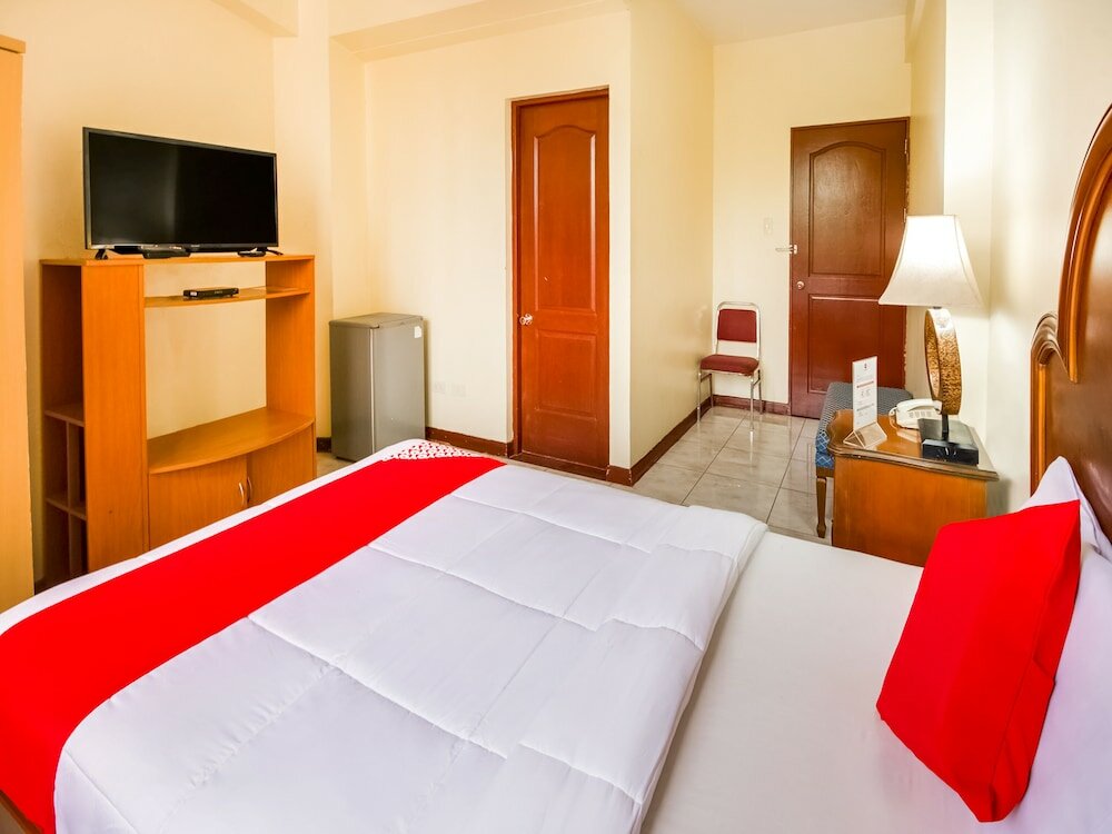 Фото Vaccinated Staff - Capital O 465 Ford's Inn