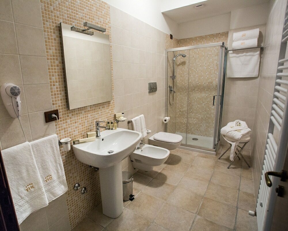 Фото Fontanella Hotel