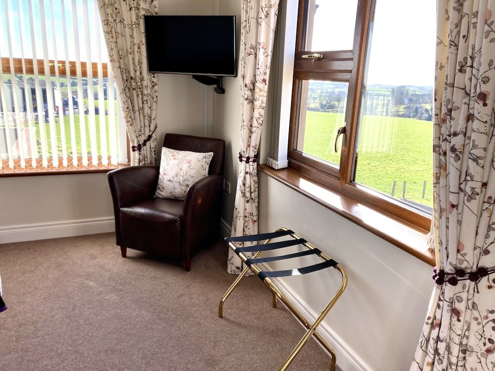 Фото Mourne Country House