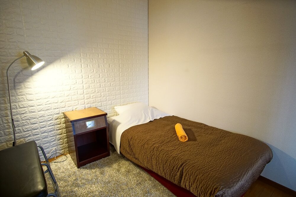 Фото Hakuba Station Guest House Hostel EN