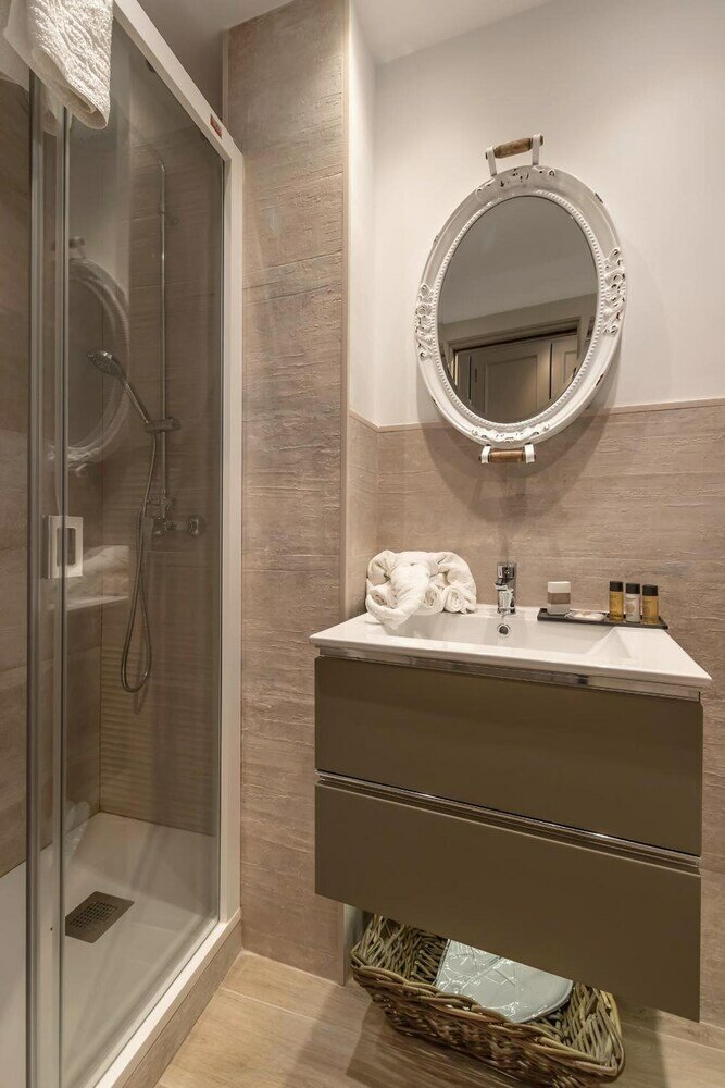 Фото Hostal Boutique Plaza Cantarero