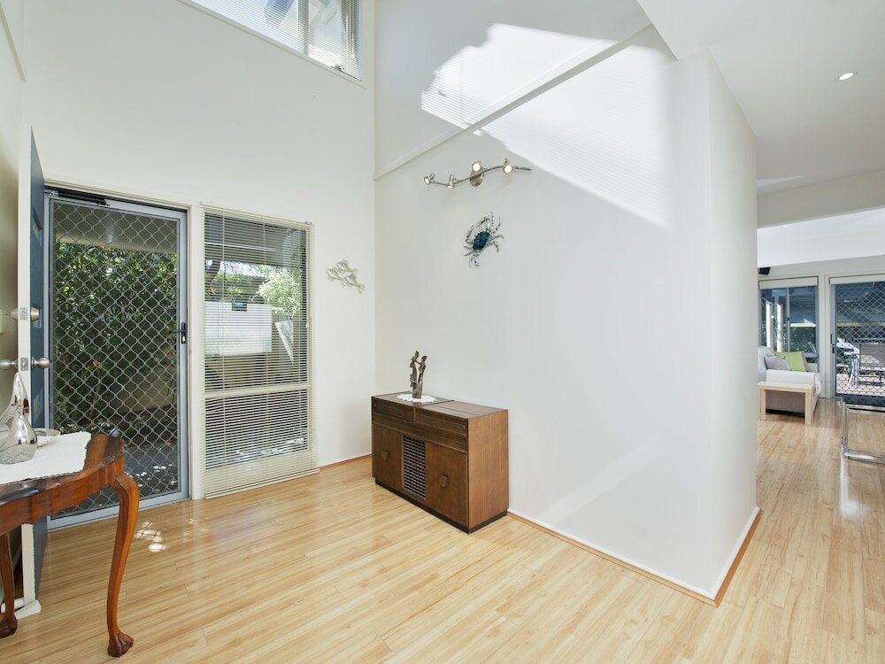 Фото Sea Whispers