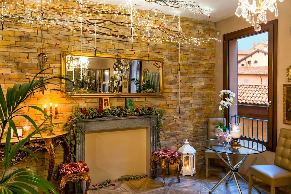 Фото 051 Room & Breakfast