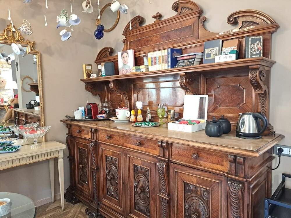 Фото 051 Room & Breakfast