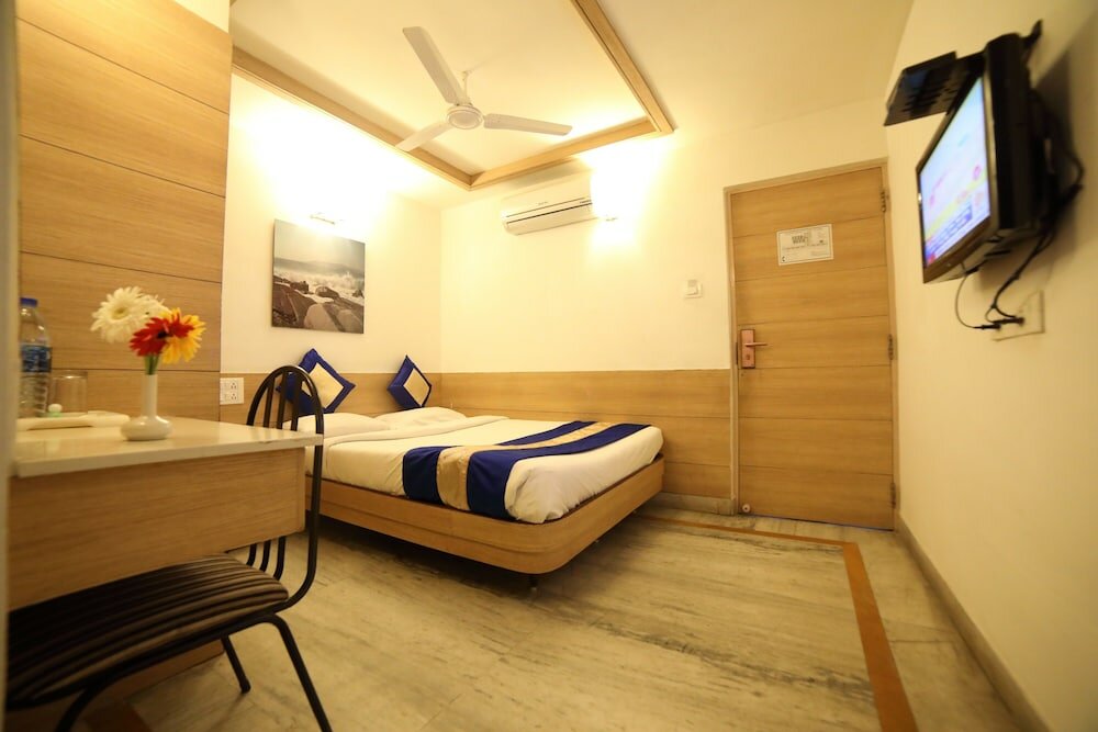 Фото Maple Tree Hotels