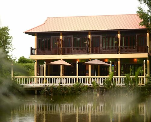 River Jam Amphawa