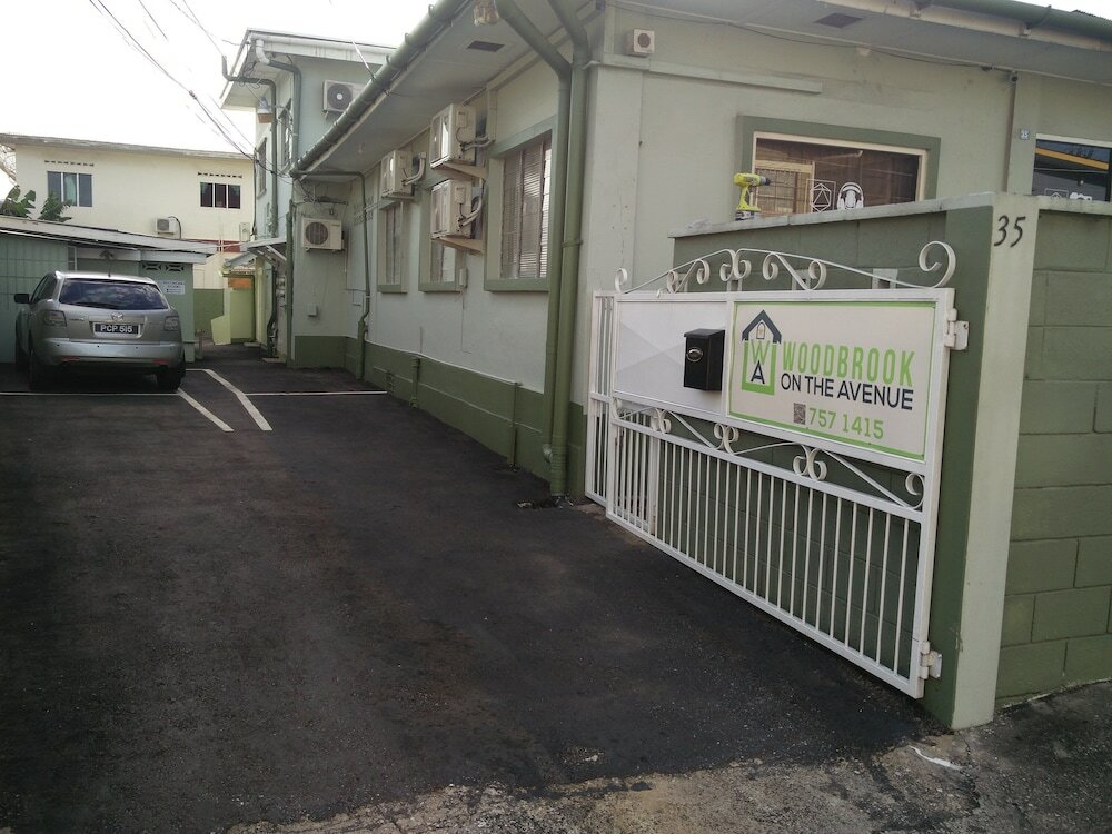 Фото Woodbrook on the Avenue