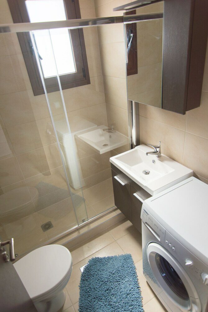 Фото Angelica-Sea & Mountain View at a Sunny Retreat