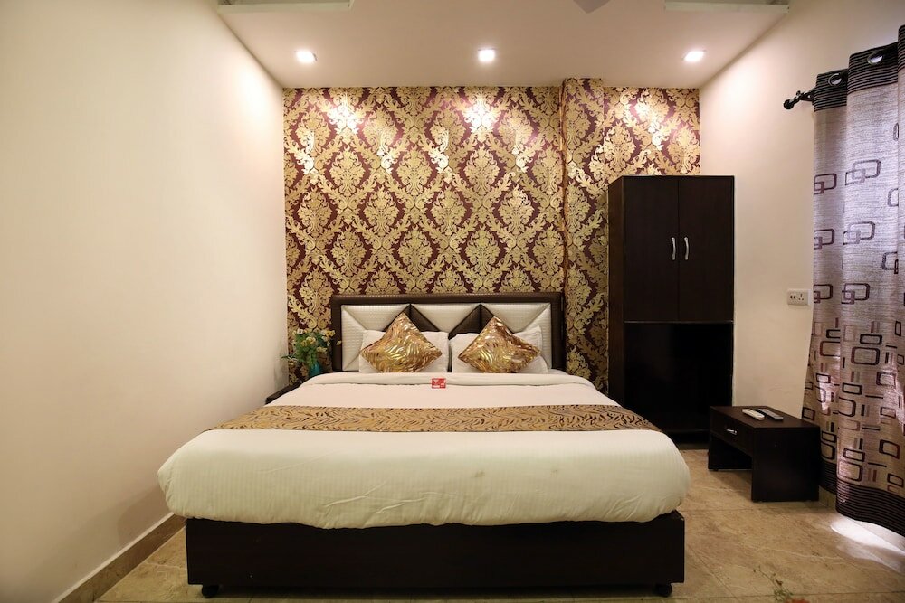 Фото Oyo 9055 Hotel Rich Inn