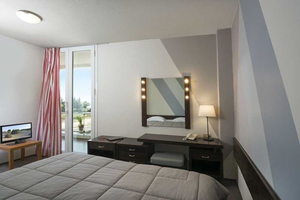 Фото Marina Alimos Hotel Apartments