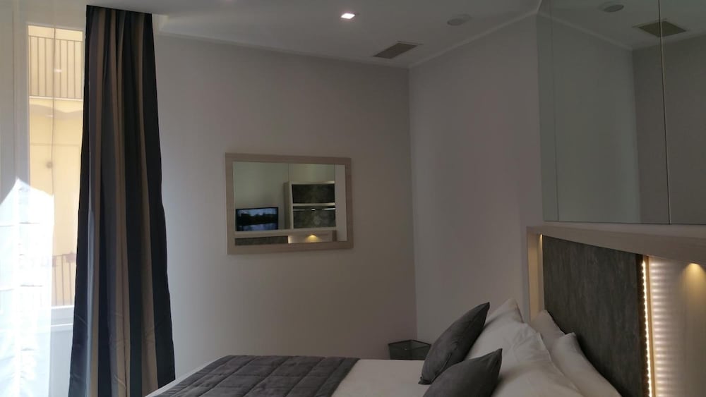 Фото Merulana Holidays