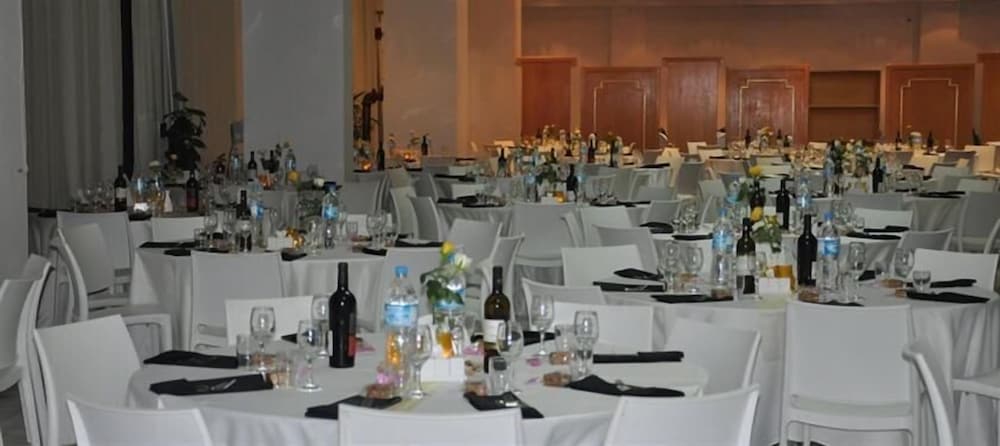 Фото Tabar Hotel