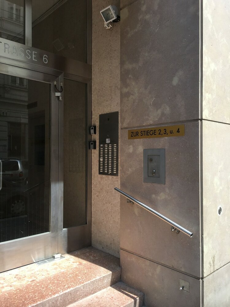 Фото Heart of Vienna Opera House Studio