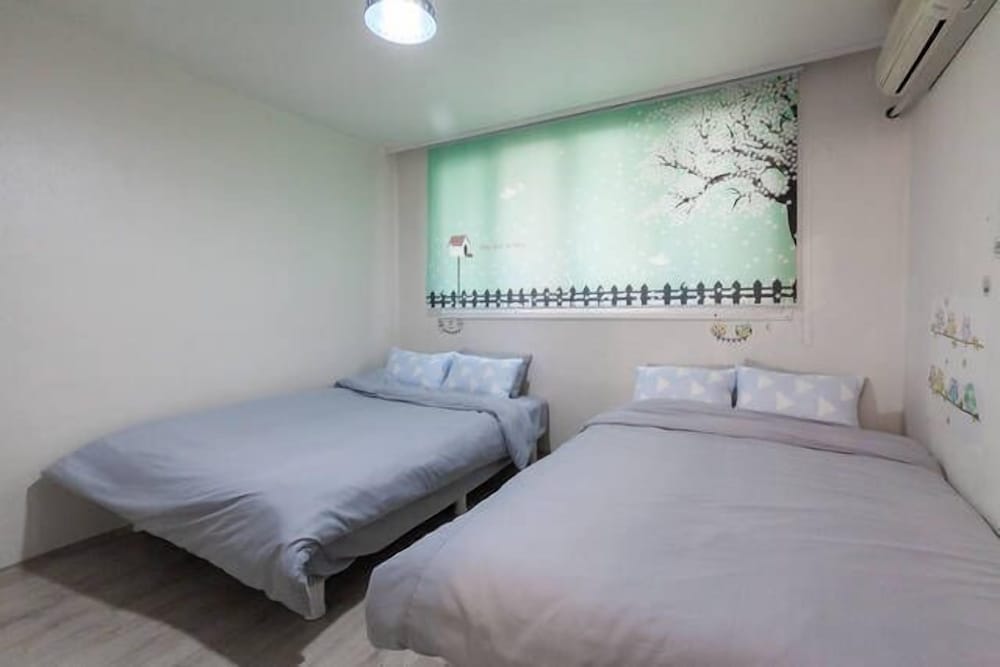 Фото Kiki House 2 Hongdae Stn