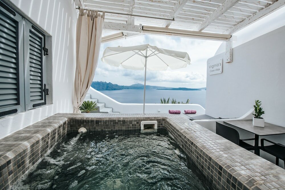 Фото Virginia's Cave Villas