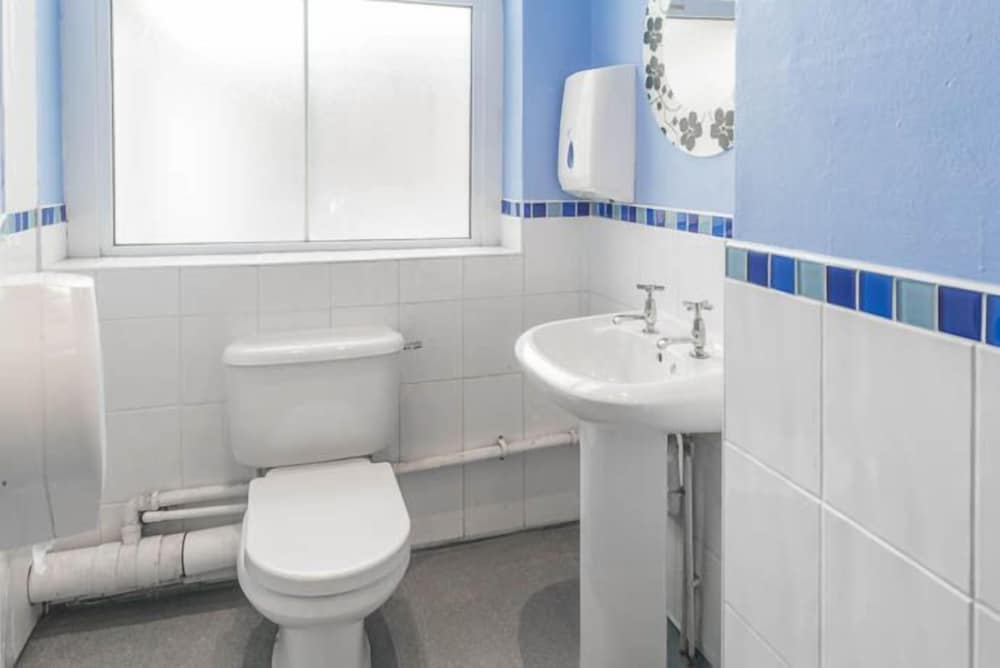 Фото Nomad Backpackers