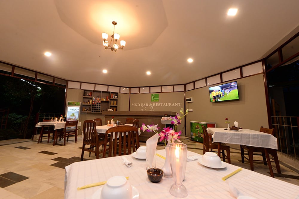 Фото Min Nandar Garden Hotel