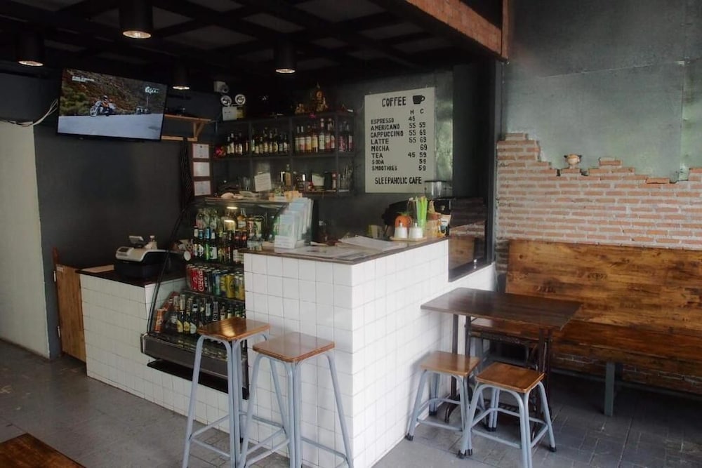 Фото Sleepaholic Hostel