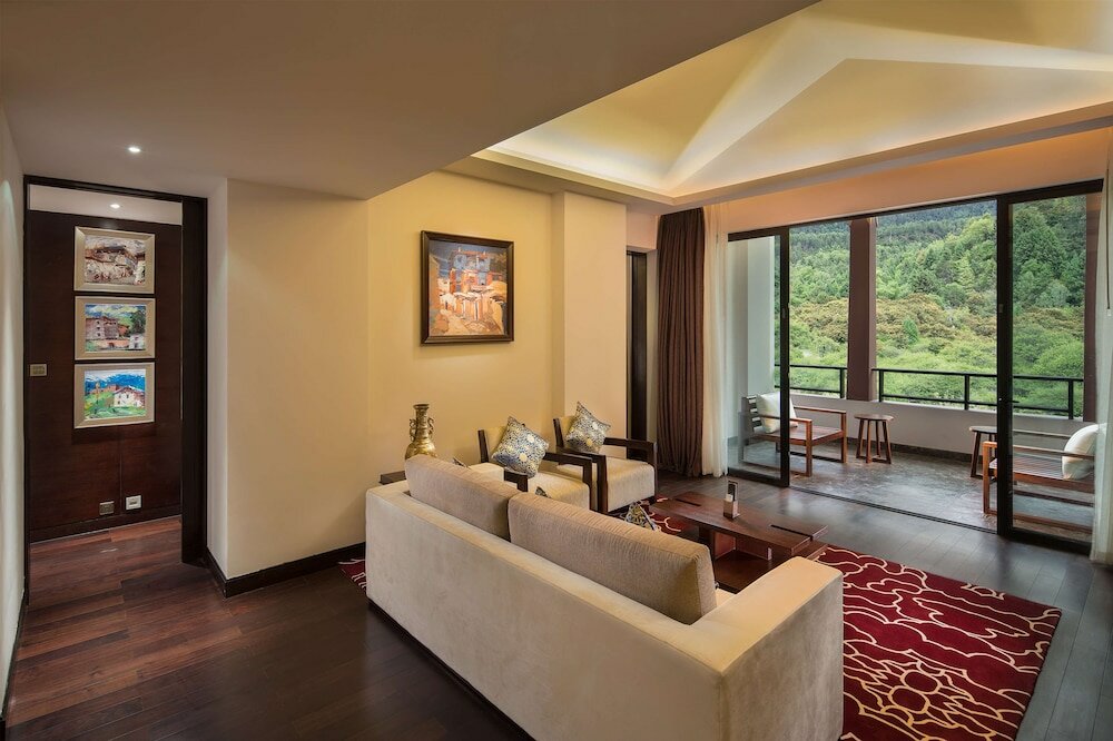 Фото Hilton Linzhi Resort