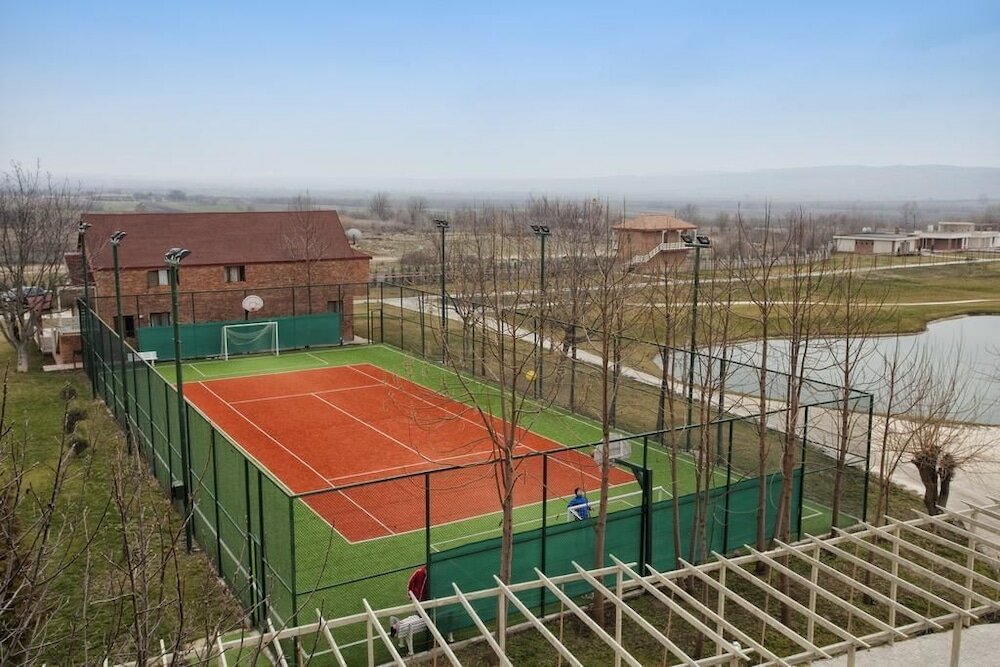 Фото Ambassadori Hotel