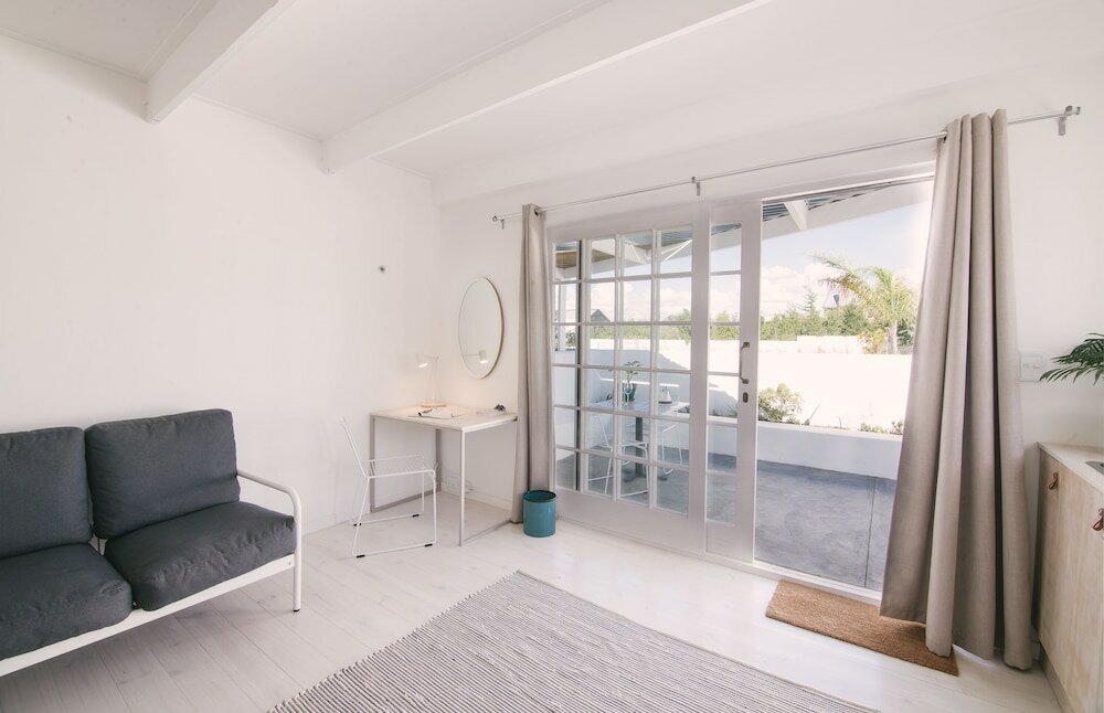 Фото Shiraz Estate Villa & Studios