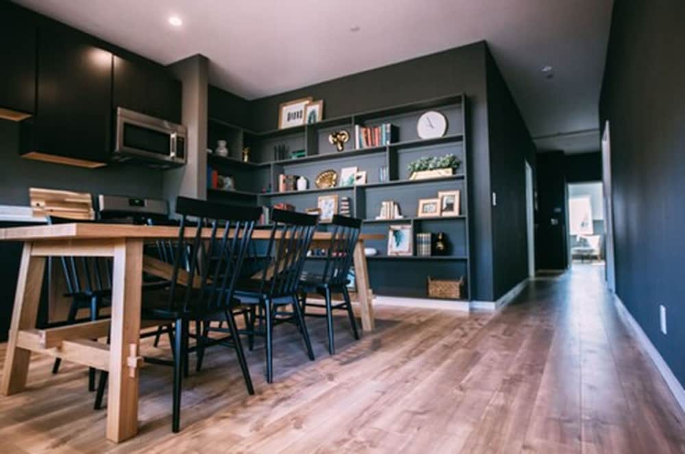 Фото Noon on Sunset Hill