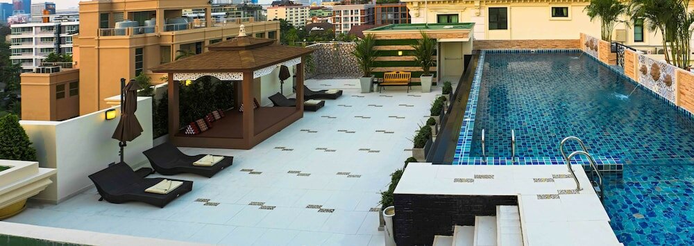 Фото Aspira Hana Executive Apartment Thonglor