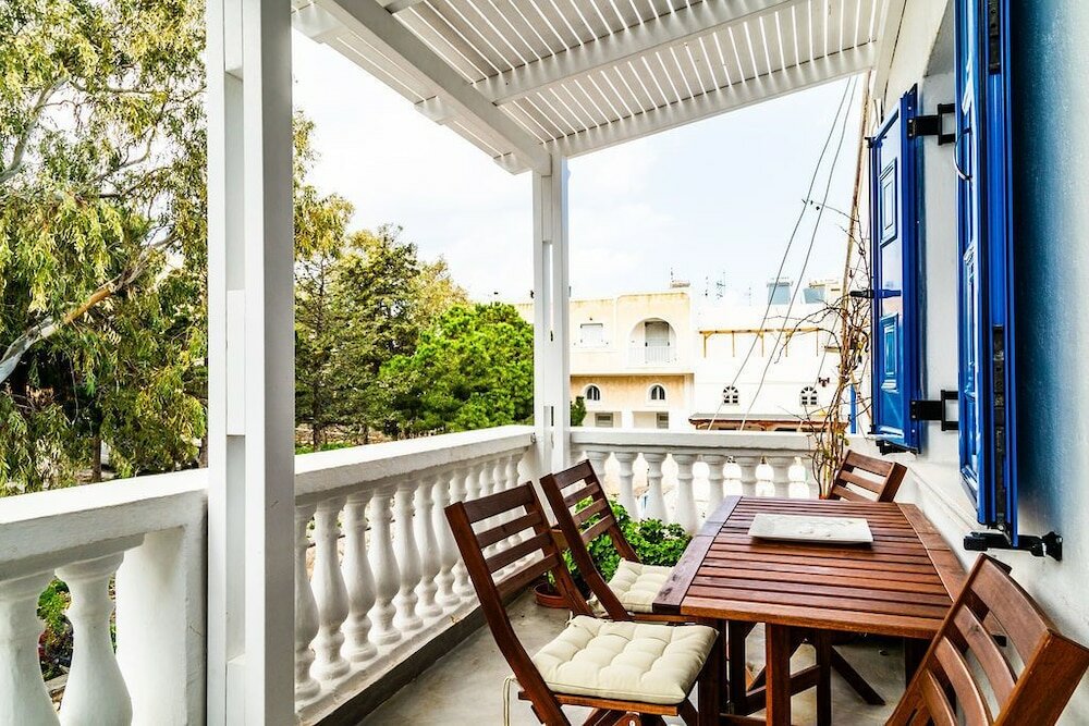 Фото Anna's and Argy's Apartments