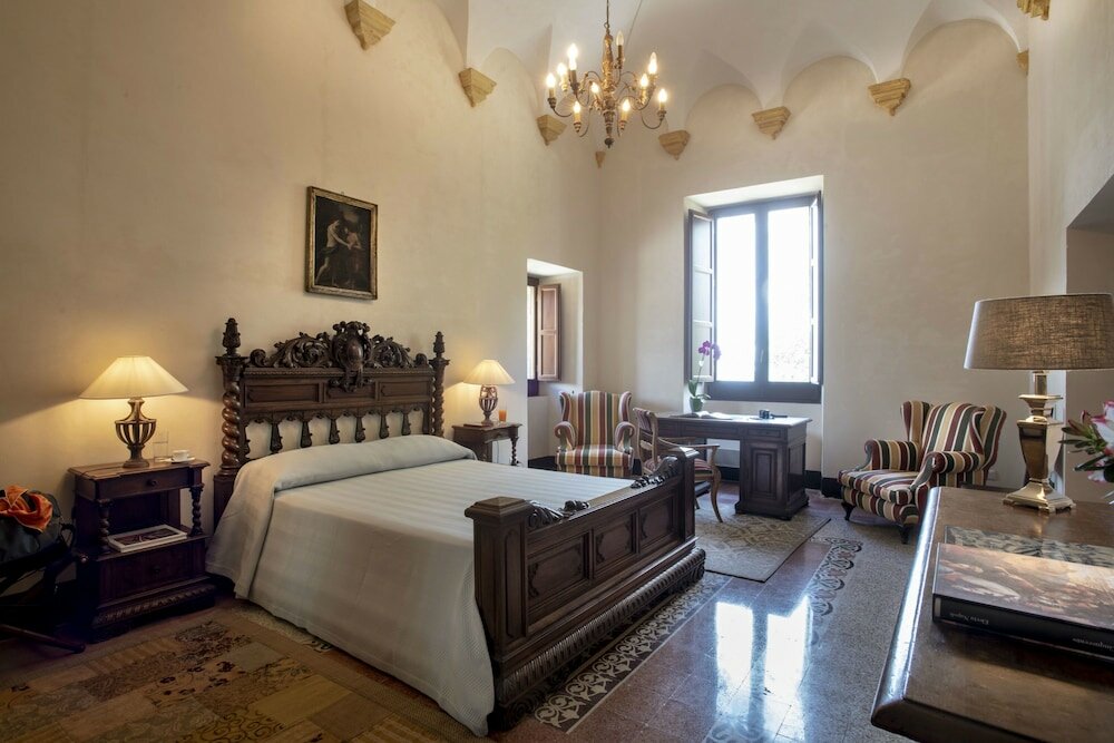 Фото Abbazia Santa Maria del Bosco