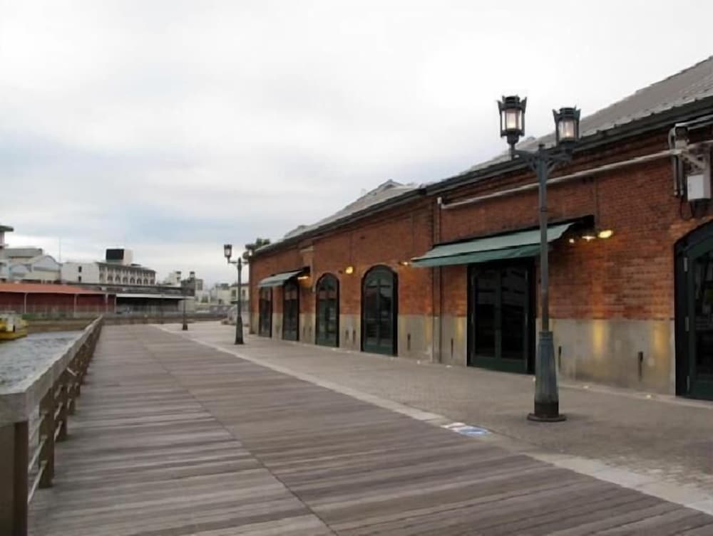 Фото Y’s Hotel Hanshin Amagasaki Ekimae