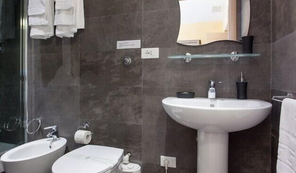 Фото Domus Solis San Pietro