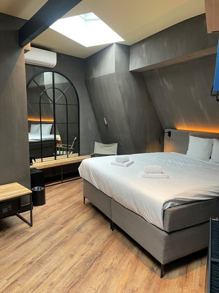 Фото City Center Lodge Utrecht