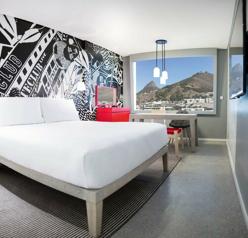 Гостиница Radisson Red Cape Town V&A Waterfront в Кейптауне