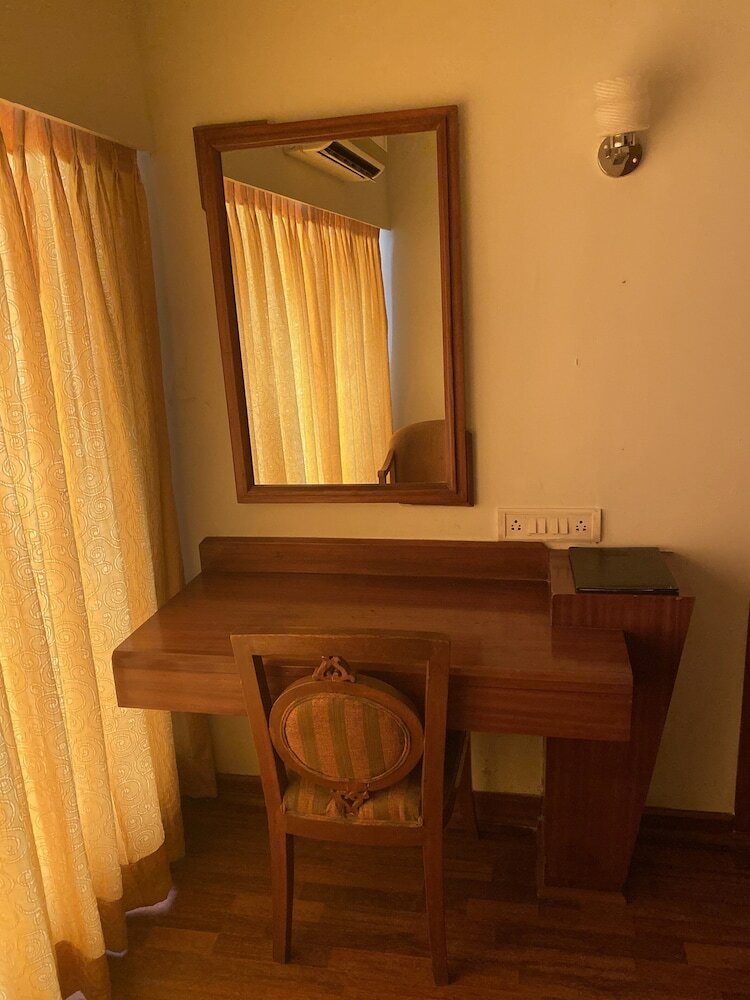 Фото Hotel Kohinoor Park