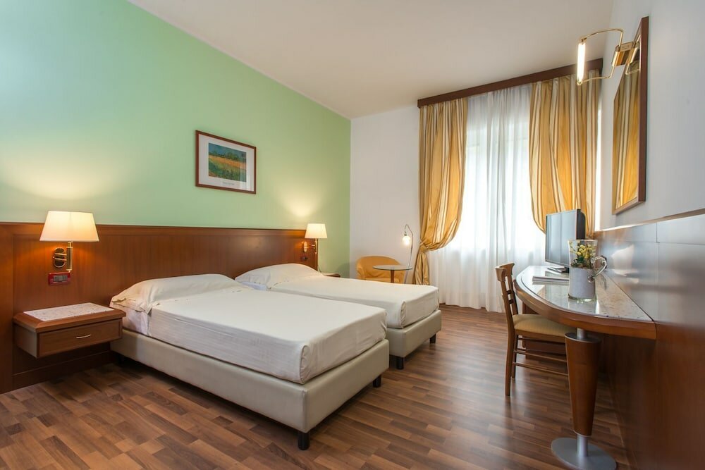 Фото Hotel Europa