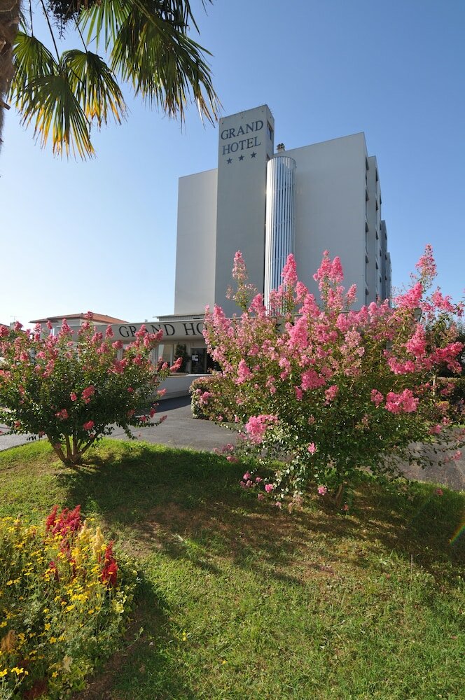 Фото Le Grand Hotel