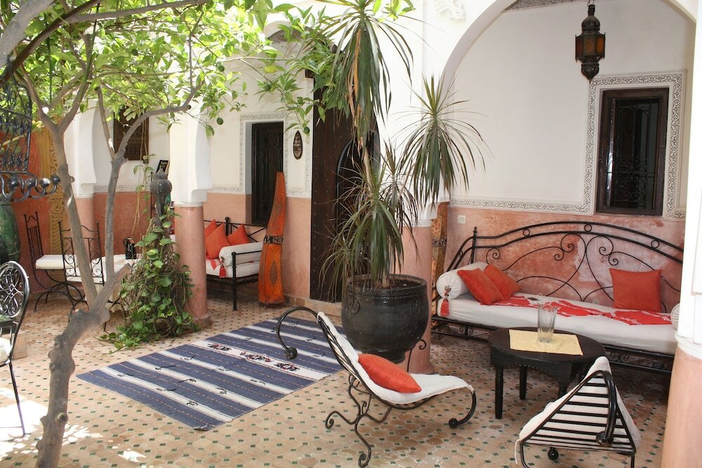 Фото Riad Bousskri