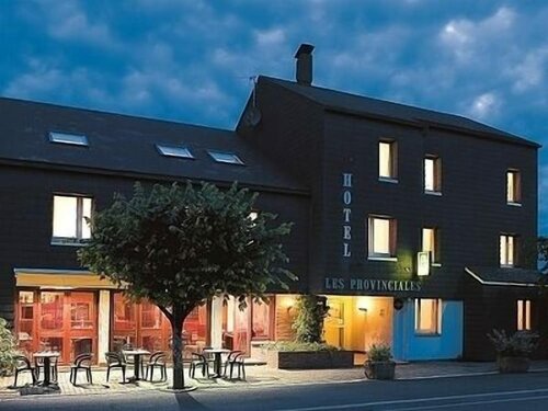 Гостиница Hotel Les Provinciales в Родезе