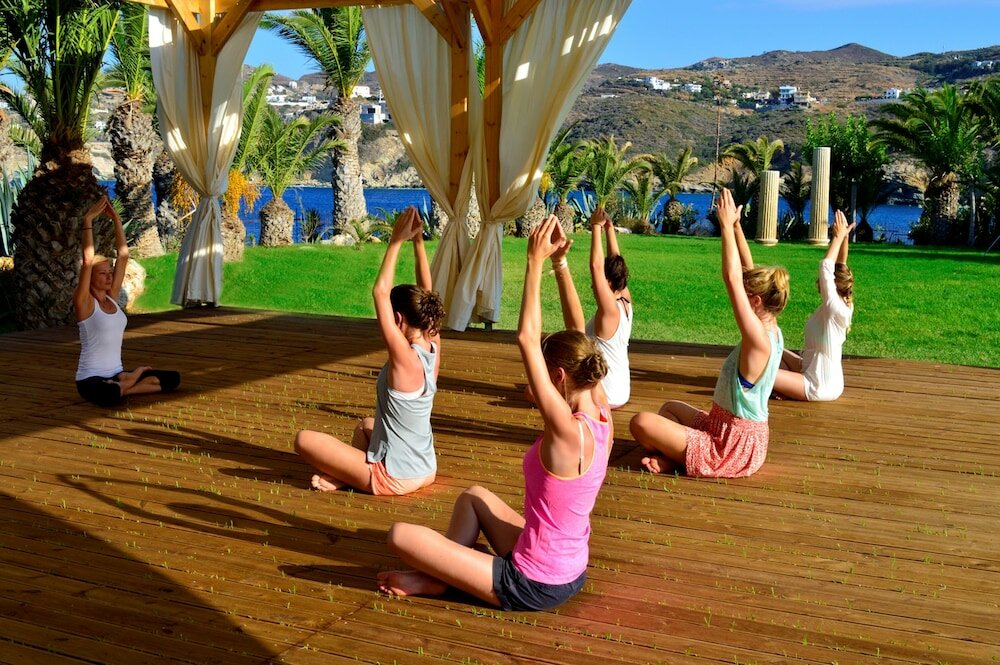 Фото Out Of The Blue Resort & SPA