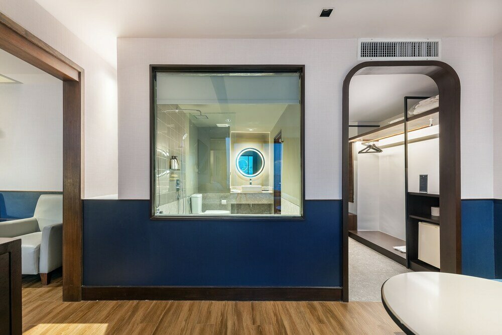 Фото Graph Hotel Bangkok